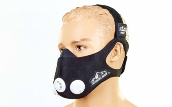 Маска тренировочная Training Mask FI-6214 (3 клапана, неопрен, р-р S-L (от 100-300LBS 45-136кг), черный)
