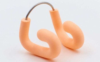 Зажим для носа в пластиковом футляре ARENA SUPER NOSE CLIP II AR-95167-19 (металл, TPR, безразмерный, бежевый)